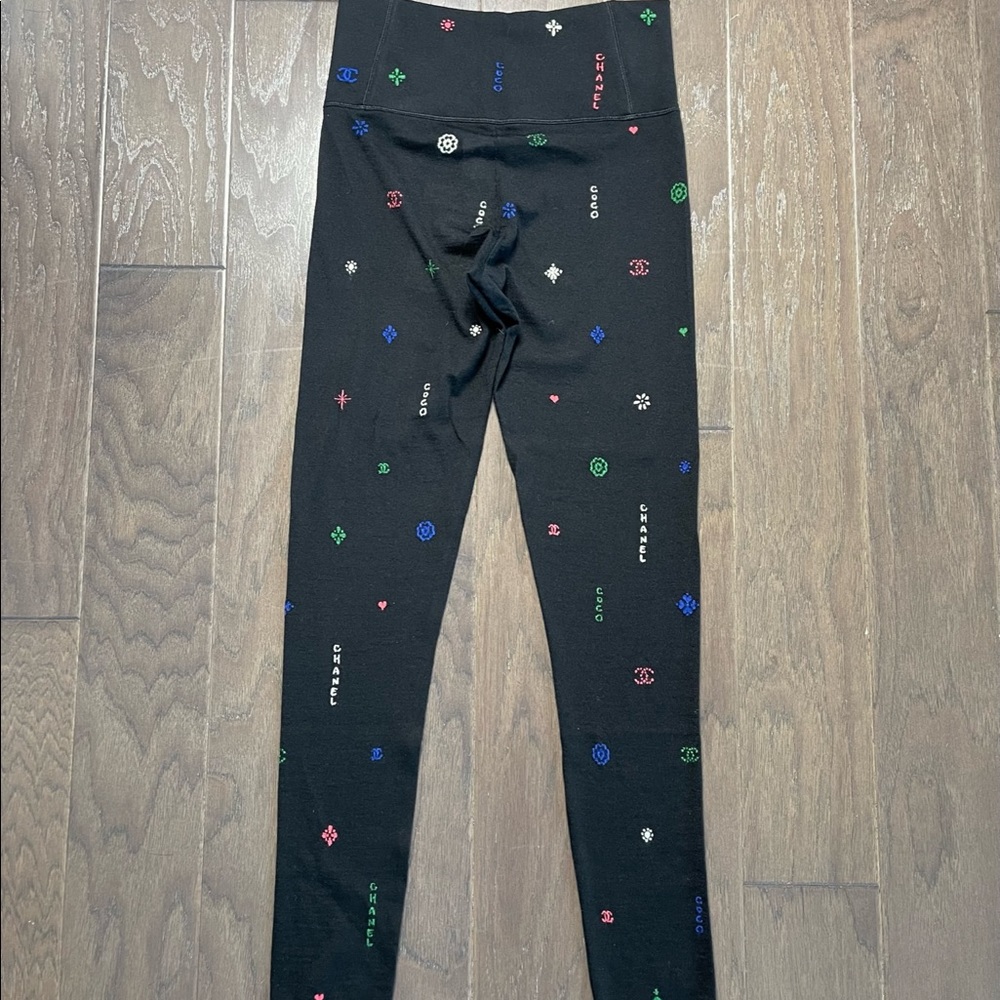 Chanel black leggings - Picture 2 of 2